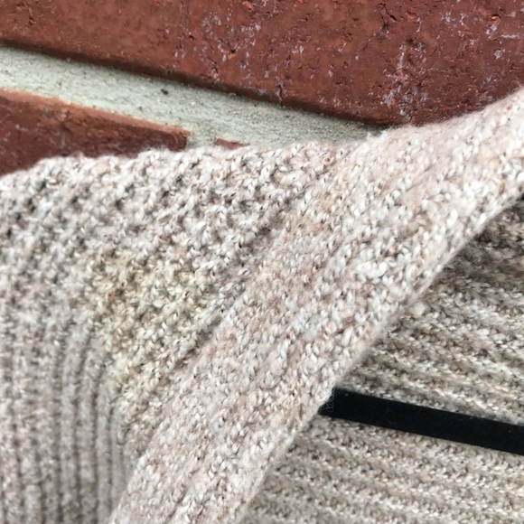 OLD NAVY sleeveless sweater cardi - Picture 3 of 5